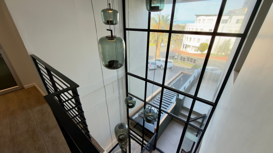 To Let Commercial Property for Rent in Somerset West Western Cape